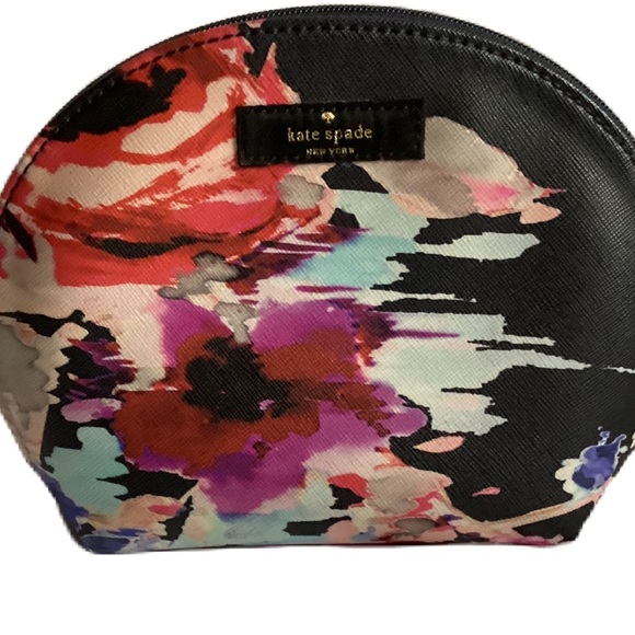 kate spade Handbags - Kate Spade makeup pouch
